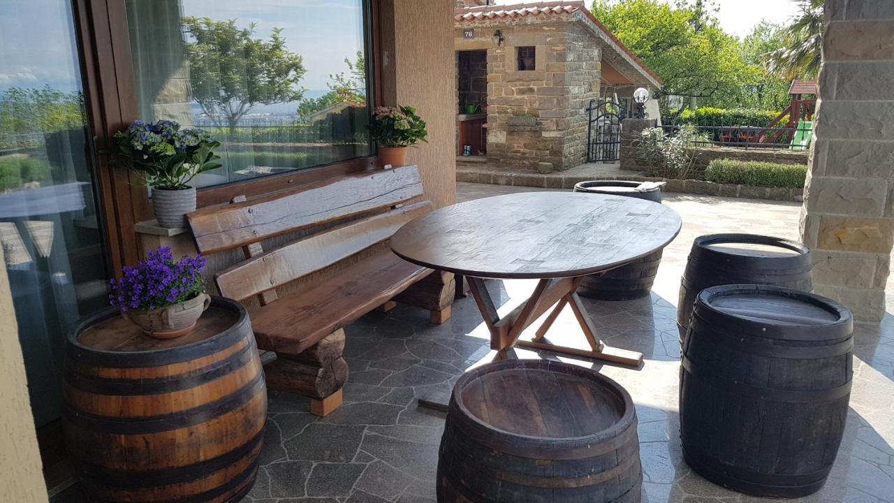 Apartma PANORAMA Marezige Bagian luar foto