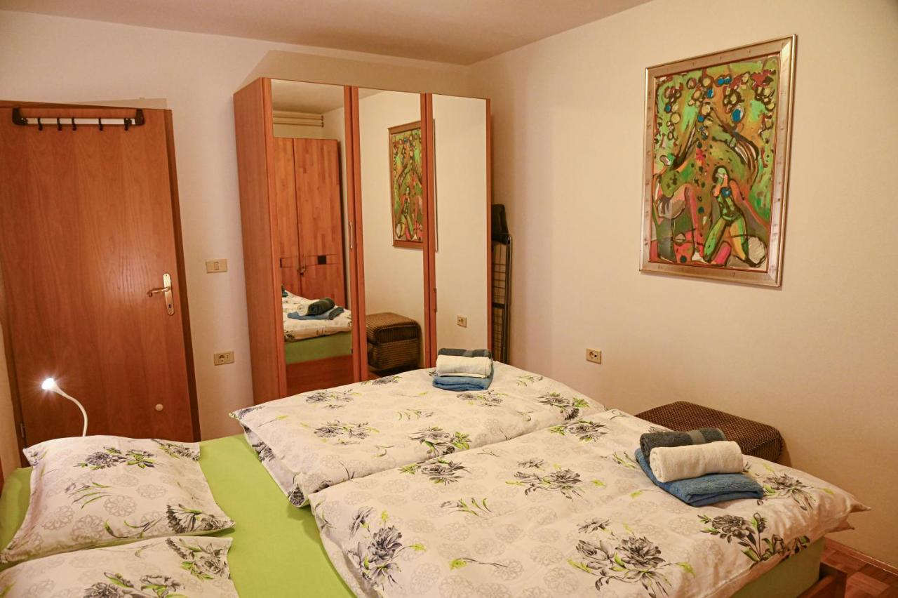 Apartma PANORAMA Marezige Bagian luar foto