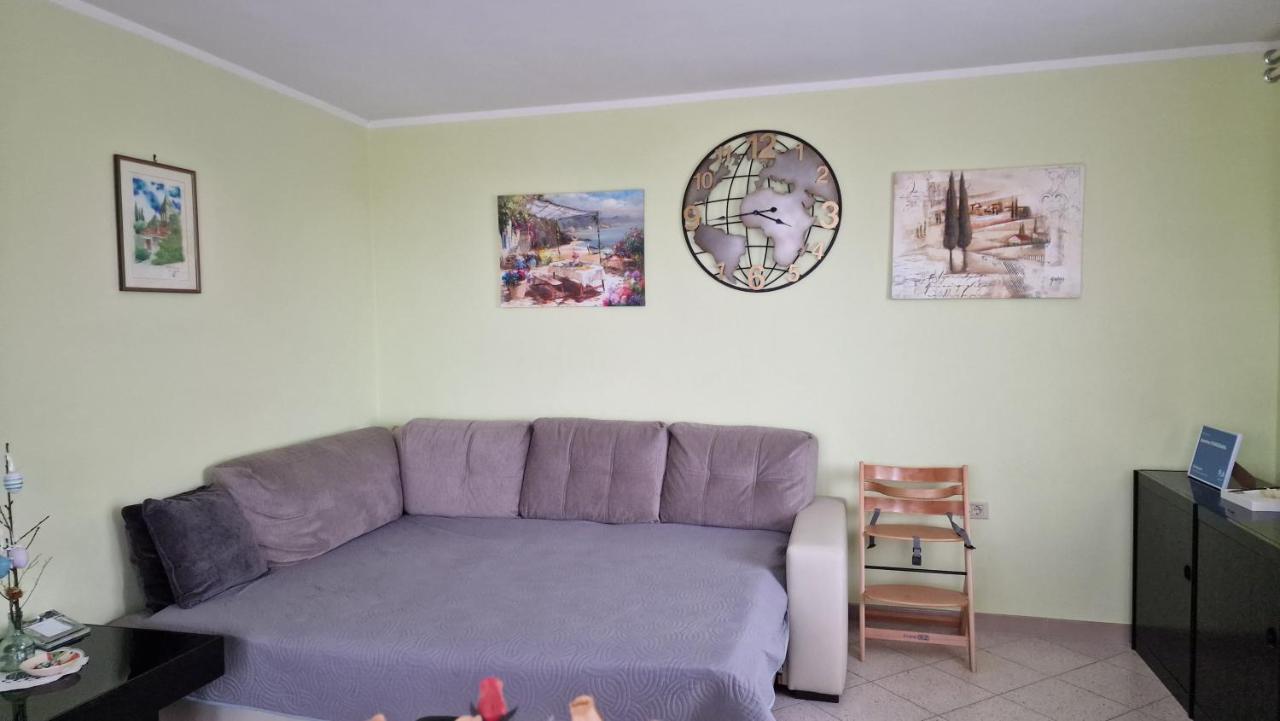 Apartma PANORAMA Marezige Bagian luar foto